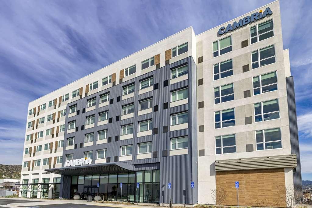 Cambria Hotel Burbank Airport Dış mekan fotoğraf