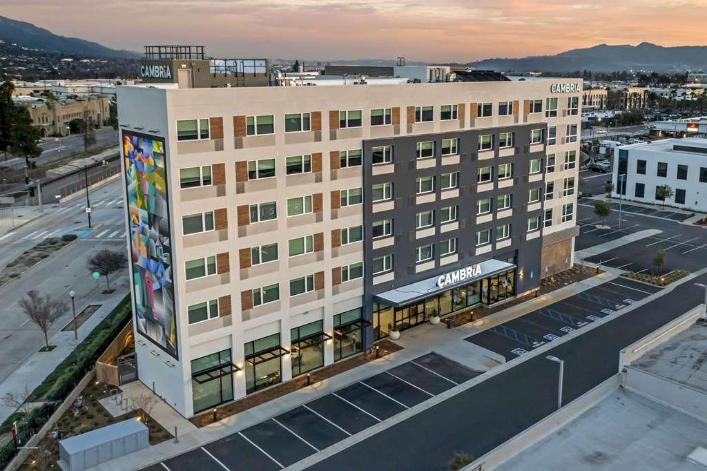 Cambria Hotel Burbank Airport Dış mekan fotoğraf