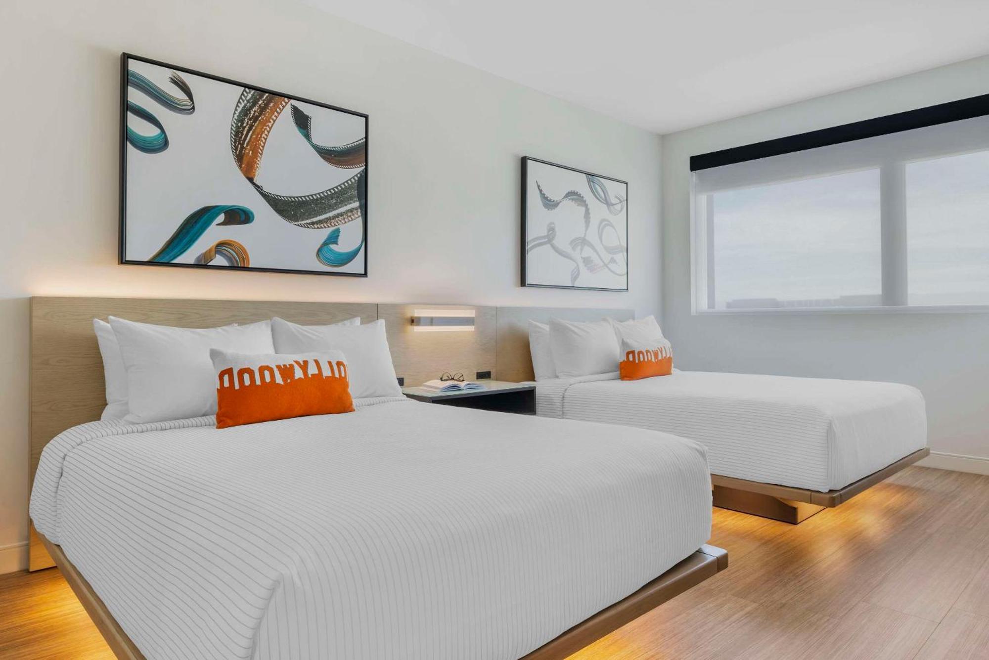 Cambria Hotel Burbank Airport Dış mekan fotoğraf