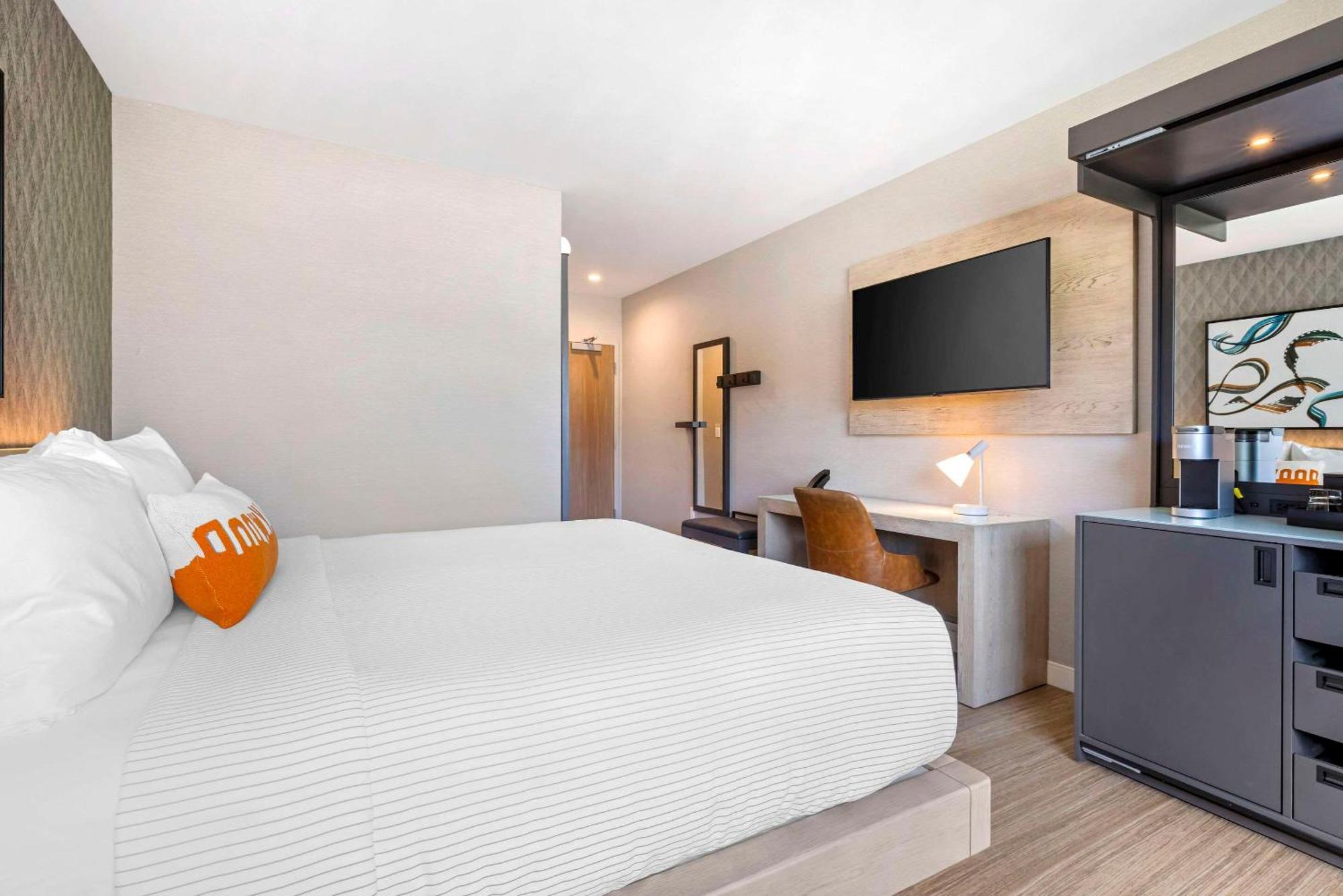 Cambria Hotel Burbank Airport Dış mekan fotoğraf