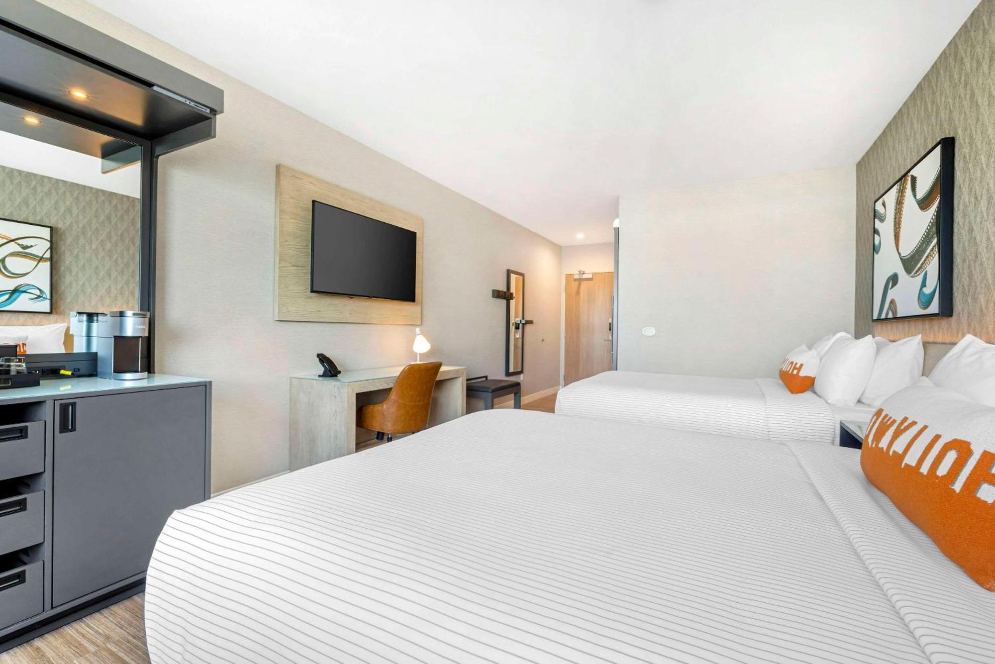 Cambria Hotel Burbank Airport Dış mekan fotoğraf
